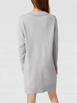 Montego Strickkleid Mit V-Ausschnitt - Silber Meliert -Vila-shop 64sksd1hap4laihp95132dim9l9kij1m6595ajijap2j0ja67585aj9j94qk6k9j8db42ghk9p14kk248h3mcd3375j3ichmc5ijae1kc9gj0ohpccrjaohn74p3echh6pgmcd0