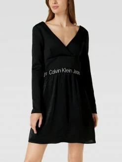 Calvin Klein Jeans Kleid Mit V-Ausschnitt Modell 'ELASTIC' - Schwarz -Vila-shop 69b3edqj8t4jija76h3kojim8gplak2c6l43ce2ka174cci66994glagalb4ie9o9ks46j9k713j4k2e64o68dr2cph3id9k70pj8c1k60sj4oj270om2c9pcph38d3660p68c8