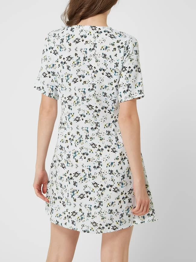 Noisy May Blusenkleid Mit Kurzen Ärmeln Modell 'Joe' - Hellblau 5 Noisy May Blusenkleid Mit Kurzen Ärmeln Modell 'Joe' - Hellblau – Bild 5