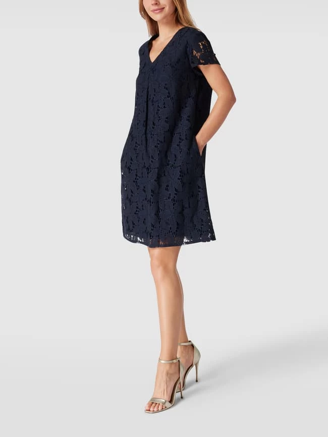 Betty Barclay Knielanges Kleid Mit Kellerfalte - Marineblau 4 Betty Barclay Knielanges Kleid Mit Kellerfalte - Marineblau – Bild 4