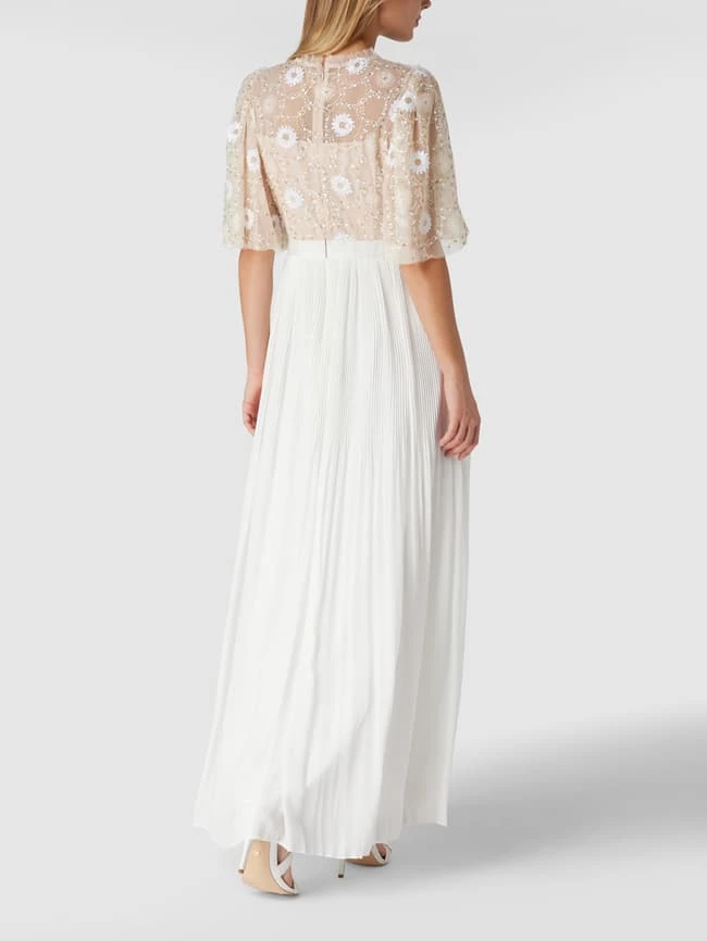 Apart Glamour Brautkleid Mit Pailletten Und Plisseefalten - Offwhite 5 Apart Glamour Brautkleid Mit Pailletten Und Plisseefalten - Offwhite – Bild 5
