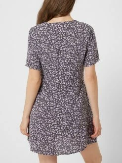 Noisy May Blusenkleid Mit Kurzen Ärmeln Modell 'Joe' - Lila -Vila-shop 757l8dhm6gsl4kq96haj4lhj8p63ggq770ojica59d74uea86l1j4kq1a93kgjpoala44e229h646la79p3j4p3560s3gp1pcdgjgopk64qjee1g68q6cdr1c5h38dr16oo66e0