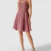 Laona Cocktailkleid Mit Floralen Stickereien Und Ziersteinen - Altrosa