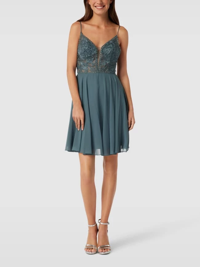 Laona Cocktailkleid Mit Ziersteinbesatz - Grün 1 Laona Cocktailkleid Mit Ziersteinbesatz - Grün