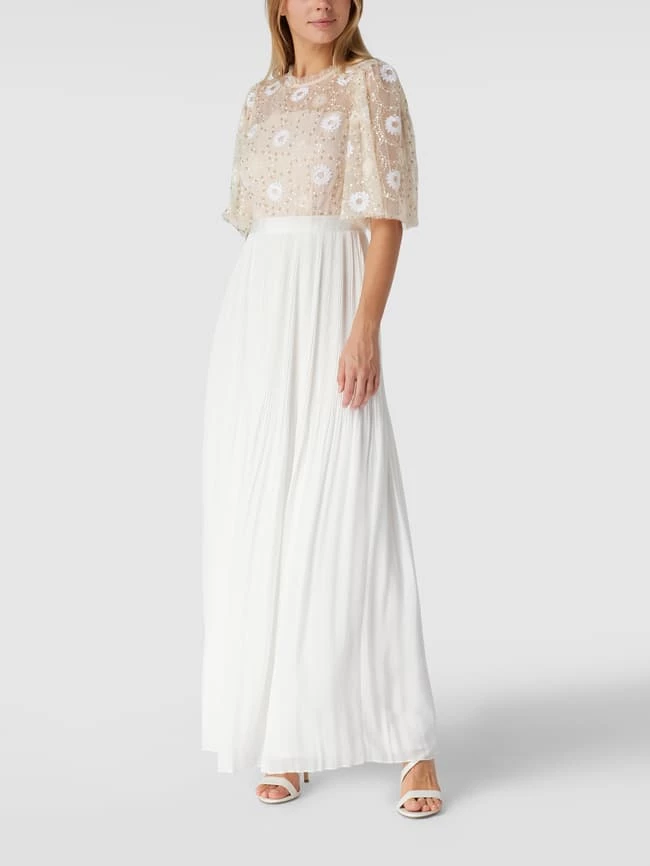 Apart Glamour Brautkleid Mit Pailletten Und Plisseefalten - Offwhite 4 Apart Glamour Brautkleid Mit Pailletten Und Plisseefalten - Offwhite – Bild 4