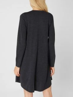 Repeat Strickkleid Aus Merinowolle - Anthrazit -Vila-shop 8da54ipk9l93adhh6sq56da6851kcla2a94l0jij8cr4qipp9pb4acpga0oj0g9g6l43gc269cqkqhqm60o30p1g70p64eb4cks6ap9kckrmce1h75hj2phj6lh3ed1i6spjepg