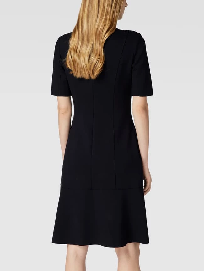 Taifun Knielanges Kleid Mit Rundhalsausschnitt - Marineblau 5 Taifun Knielanges Kleid Mit Rundhalsausschnitt - Marineblau – Bild 5