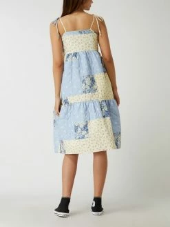 EDITED Midikleid Aus Bio-Baumwolle Modell 'Dalia' - Bleu -Vila-shop 8t54gcii9h93cdib9d74ic9n9ta52jqe8h4ksdi591556ipo95akodik74r4kd1p9d8k6ca7ap3k2jpi8oo32pho6osjicj1cco36c1k6ksjaohm6hh34cpp71i34dhm6opm4p8