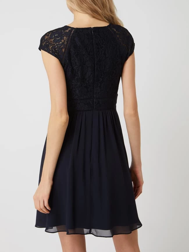 Jake*s Cocktail Cocktailkleid Aus Spitze Und Chiffon - Marineblau Meliert 5 Jake*s Cocktail Cocktailkleid Aus Spitze Und Chiffon - Marineblau Meliert – Bild 5