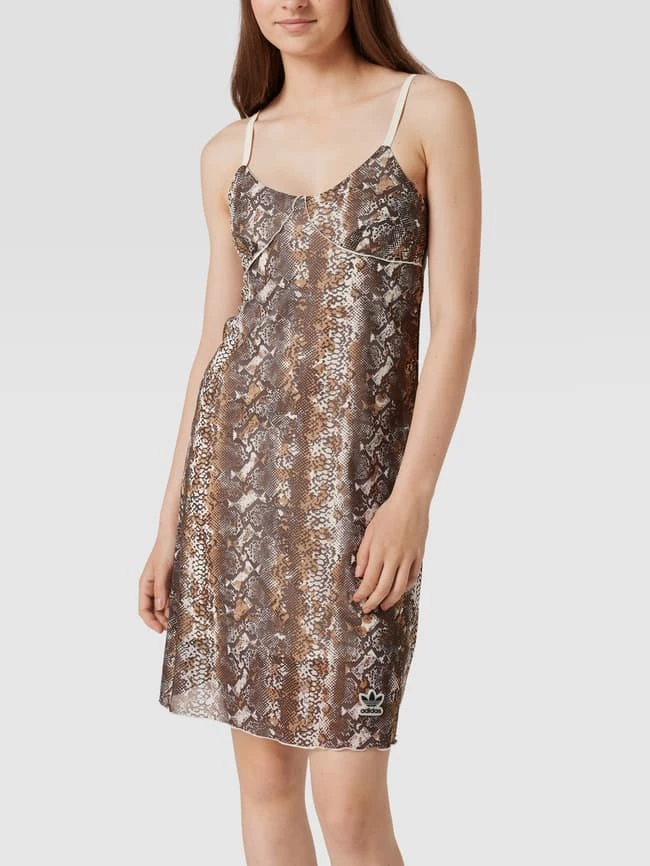 Adidas Originals Minikleid Mit Muschelsaum - Offwhite 4 Adidas Originals Minikleid Mit Muschelsaum - Offwhite – Bild 4