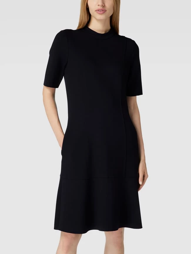 Taifun Knielanges Kleid Mit Rundhalsausschnitt - Marineblau 4 Taifun Knielanges Kleid Mit Rundhalsausschnitt - Marineblau – Bild 4