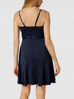 V.M. Cocktailkleid Mit Volants - Marineblau -Vila-shop aoskgk29al134hhi91748gq56t0k4hqa71252ipp9953gjhha9akig9m9p234kab9t144h2ka8p46ki36d3m8or16dhm8c1gckpmcohk6os66e1p68qmao9h6cqj4dpgccq3ic0