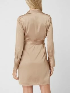 Guess Wickelkleid Aus Satin Modell 'Adair' - Sand 9 Guess Wickelkleid Aus Satin Modell 'Adair' - Sand -Vila-shop ap1l4j1m8hb4ciqg9t8k2ha19kqkqka69h438ki68sp44cak9p2kij9h712l8la6ap3j2l2f8ha5adi8a4o68c9h6os3ad366pgjichkc9h6ao9o60o3icb464rmadpk6kr3coo